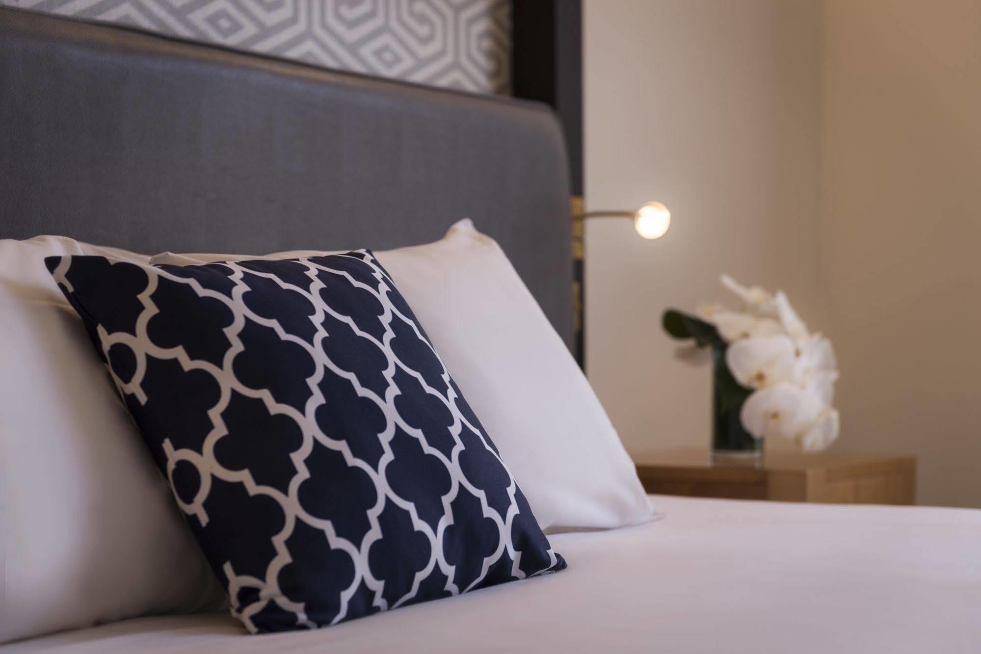 Hotel Le Marquis By Inwood Hotels Париж Екстериор снимка