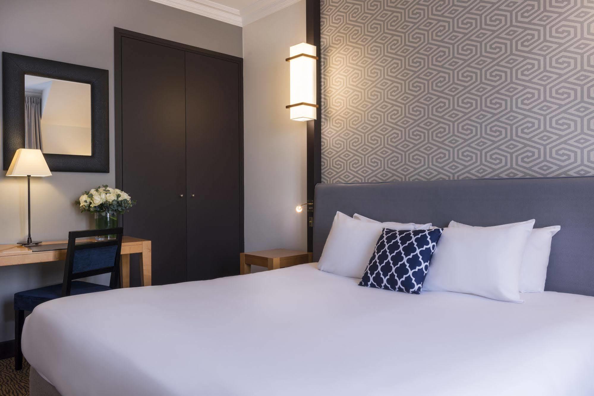 Hotel Le Marquis By Inwood Hotels Париж Екстериор снимка